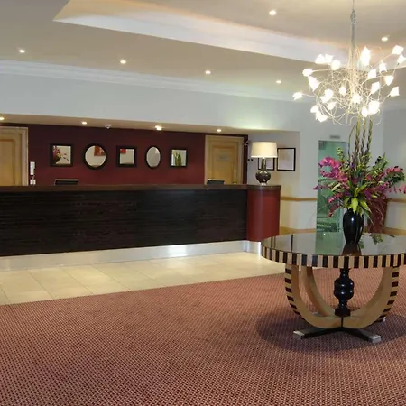 Strathallan Hotel, Bw Signature Collection Hotel 4*