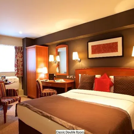 Strathallan Hotel, Bw Signature Collection Hotel 4*