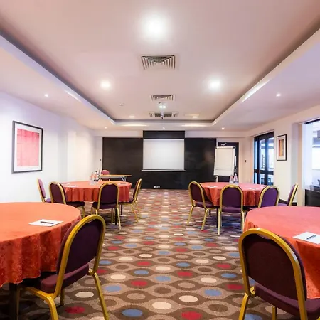 Strathallan Hotel, Bw Signature Collection 4* Birmingham
